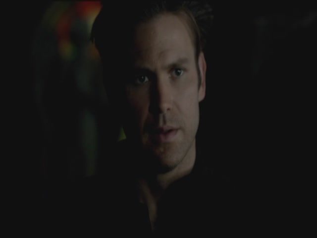 VampireDiariesWorld-dot-org-S3TVD_3x20DoNotGoGentle1661.jpg
