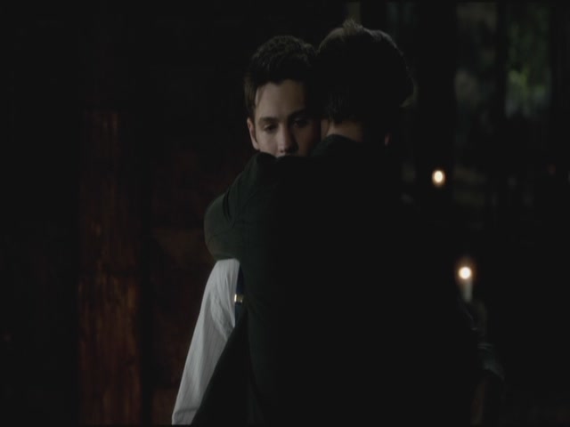 VampireDiariesWorld-dot-org-S3TVD_3x20DoNotGoGentle1671.jpg