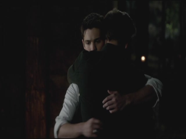 VampireDiariesWorld-dot-org-S3TVD_3x20DoNotGoGentle1672.jpg