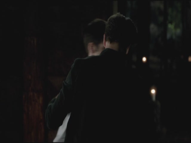 VampireDiariesWorld-dot-org-S3TVD_3x20DoNotGoGentle1679.jpg