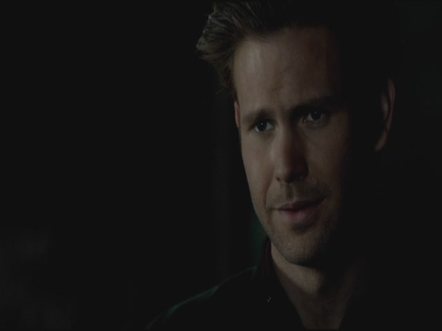 VampireDiariesWorld-dot-org-S3TVD_3x20DoNotGoGentle1704.jpg