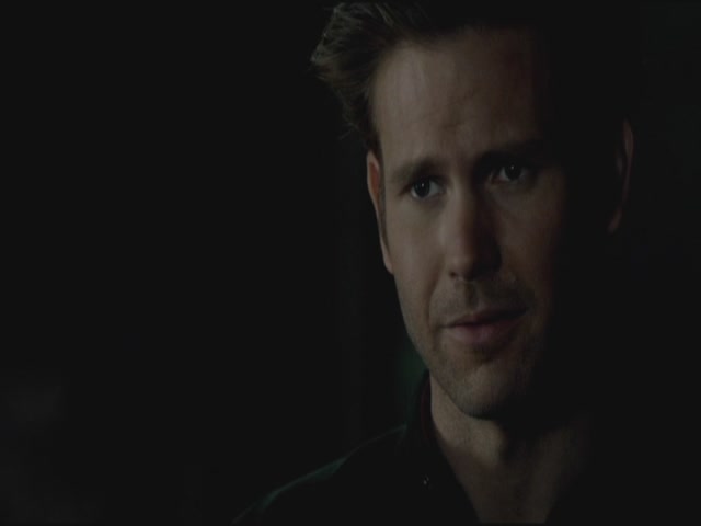 VampireDiariesWorld-dot-org-S3TVD_3x20DoNotGoGentle1707.jpg
