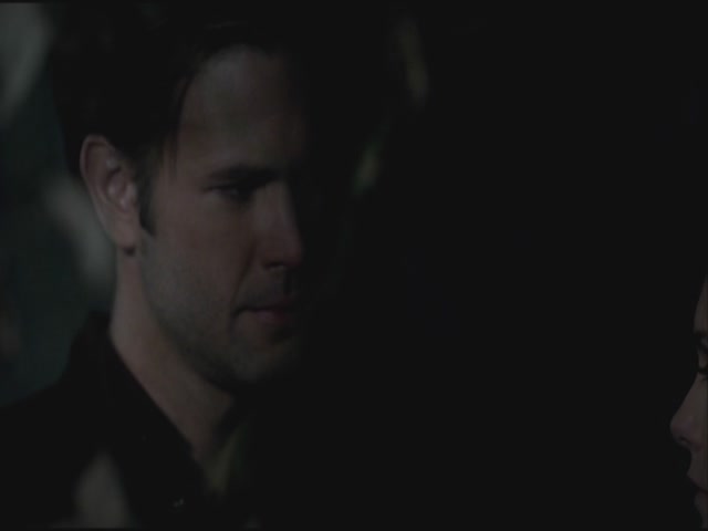 VampireDiariesWorld-dot-org-S3TVD_3x20DoNotGoGentle1742.jpg