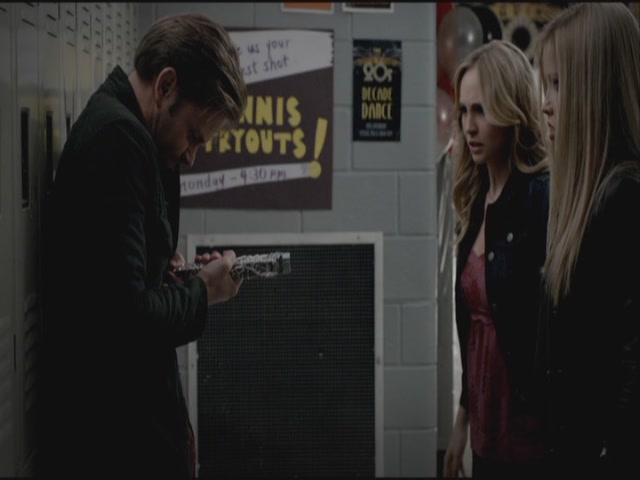 VampireDiariesWorld-dot-org-S3TVD_3x21BeforeSunset0144.jpg