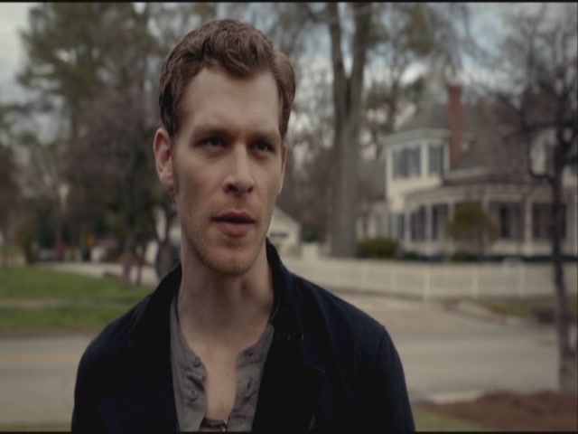 VampireDiariesWorld-dot-org-S3TVD_3x21BeforeSunset0555.jpg