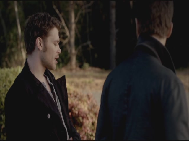VampireDiariesWorld-dot-org-S3TVD_3x21BeforeSunset0816.jpg