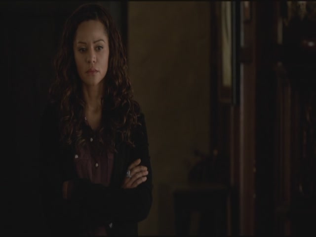 VampireDiariesWorld-dot-org-S3TVD_3x21BeforeSunset0868.jpg