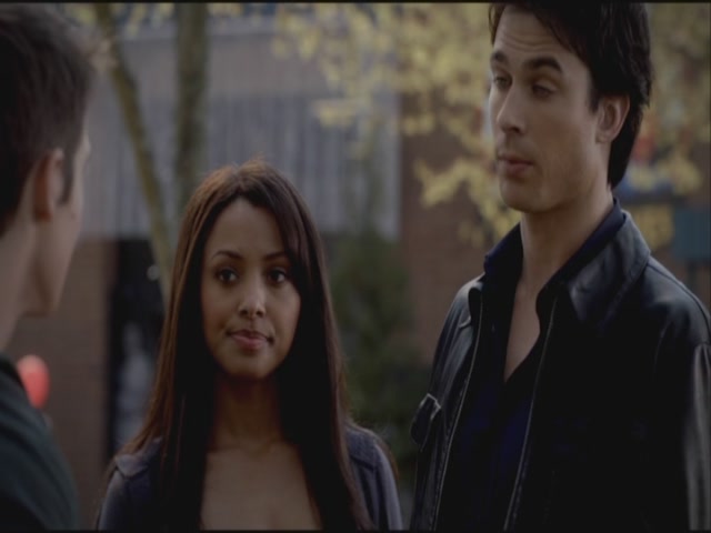 VampireDiariesWorld-dot-org-S3TVD_3x21BeforeSunset0976.jpg