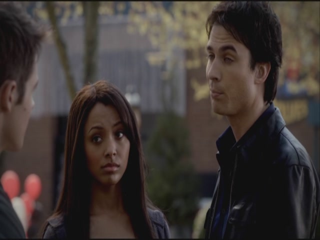 VampireDiariesWorld-dot-org-S3TVD_3x21BeforeSunset0985.jpg