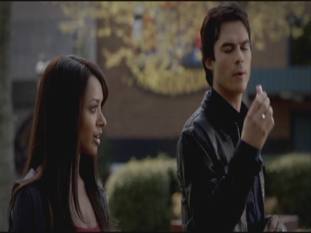 VampireDiariesWorld-dot-org-S3TVD_3x21BeforeSunset1013.jpg
