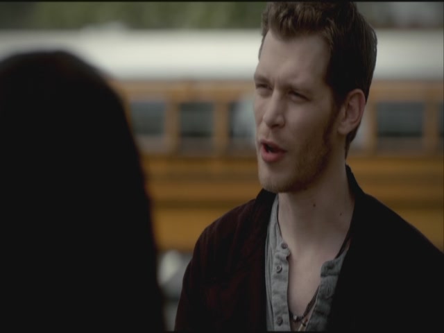 VampireDiariesWorld-dot-org-S3TVD_3x21BeforeSunset1023.jpg
