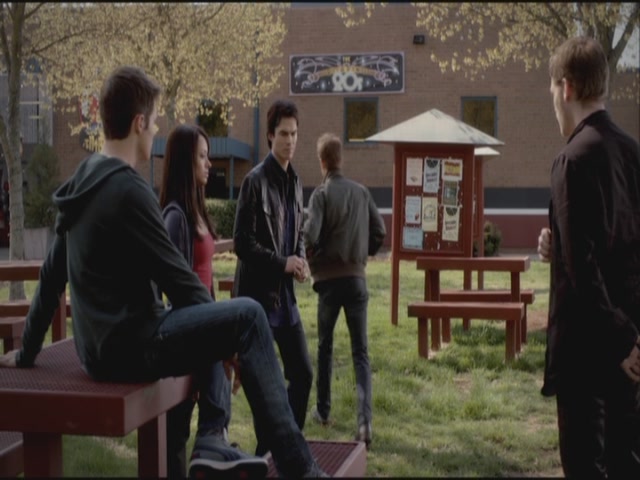 VampireDiariesWorld-dot-org-S3TVD_3x21BeforeSunset1042.jpg