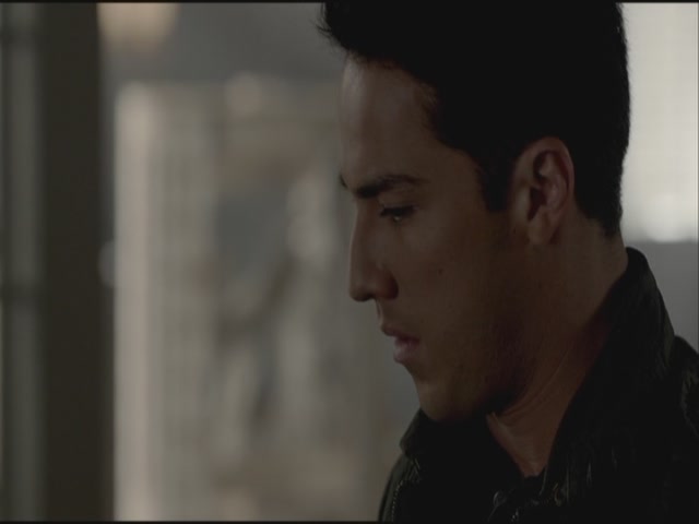 VampireDiariesWorld-dot-org-S3TVD_3x21BeforeSunset1336.jpg