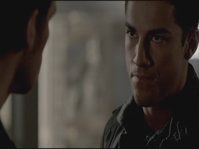 VampireDiariesWorld-dot-org-S3TVD_3x21BeforeSunset1347.jpg