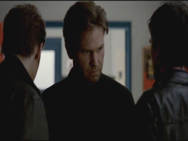 VampireDiariesWorld-dot-org-S3TVD_3x21BeforeSunset1426.jpg