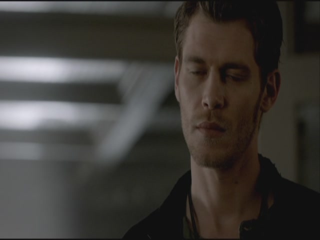 VampireDiariesWorld-dot-org-S3TVD_3x21BeforeSunset1464.jpg
