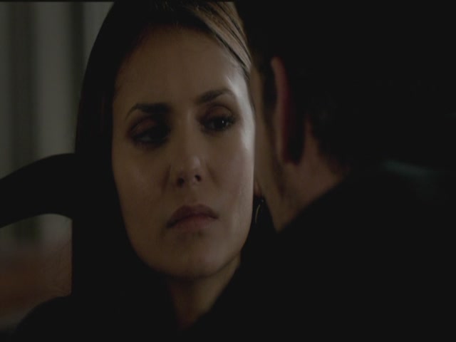 VampireDiariesWorld-dot-org-S3TVD_3x21BeforeSunset1506.jpg