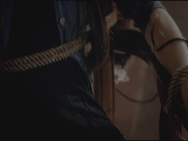 VampireDiariesWorld-dot-org-S3TVD_3x21BeforeSunset1533.jpg