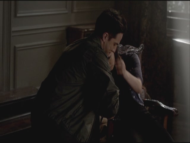 VampireDiariesWorld-dot-org-S3TVD_3x21BeforeSunset1599.jpg