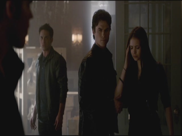 VampireDiariesWorld-dot-org-S3TVD_3x21BeforeSunset1748.jpg