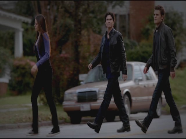 VampireDiariesWorld-dot-org-S3TVD_3x21BeforeSunset1775.jpg