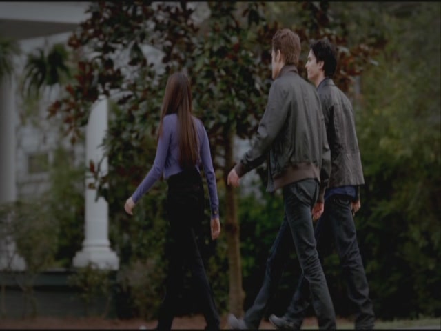 VampireDiariesWorld-dot-org-S3TVD_3x21BeforeSunset1783.jpg