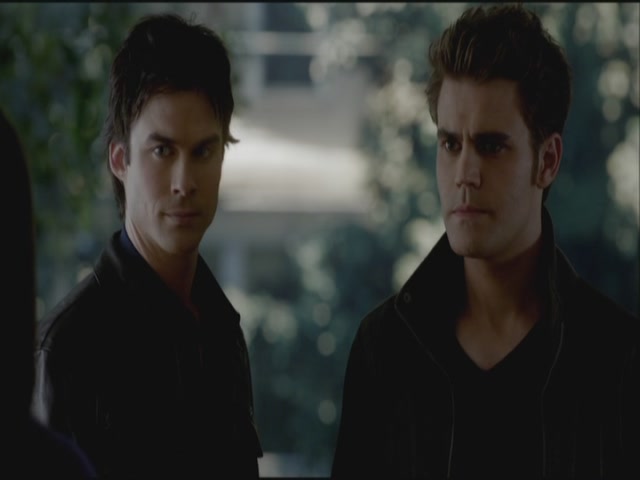 VampireDiariesWorld-dot-org-S3TVD_3x21BeforeSunset1856.jpg