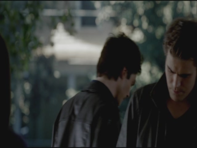 VampireDiariesWorld-dot-org-S3TVD_3x21BeforeSunset1858.jpg