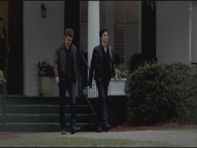 VampireDiariesWorld-dot-org-S3TVD_3x21BeforeSunset1864.jpg
