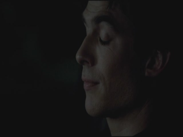 VampireDiariesWorld-dot-org-S3TVD_3x21BeforeSunset2092.jpg