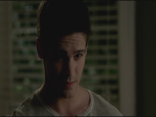 VampireDiariesWorld-dot-org-S3TVD_3x21BeforeSunset2172.jpg