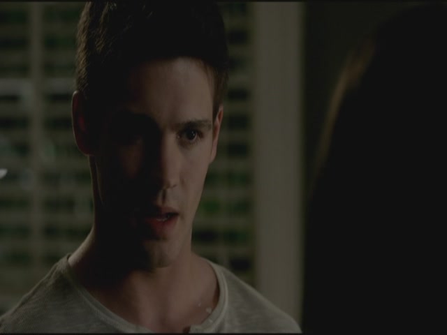 VampireDiariesWorld-dot-org-S3TVD_3x21BeforeSunset2196.jpg