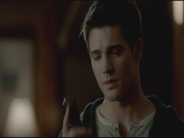 VampireDiariesWorld-dot-org-S3TVD_3x22TheDeparted0708.jpg