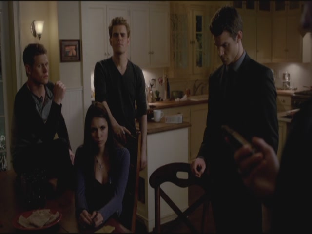VampireDiariesWorld-dot-org-S3TVD_3x22TheDeparted0709.jpg
