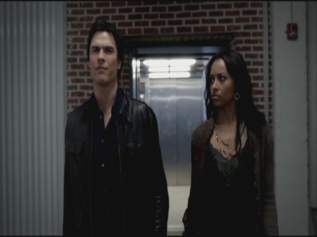 VampireDiariesWorld-dot-org-S3TVD_3x22TheDeparted0782.jpg
