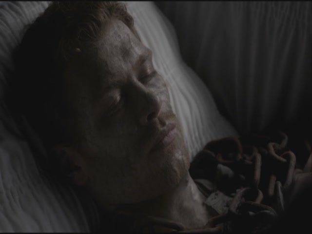 VampireDiariesWorld-dot-org-S3TVD_3x22TheDeparted0811.jpg