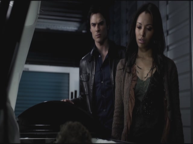 VampireDiariesWorld-dot-org-S3TVD_3x22TheDeparted0816.jpg