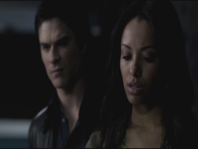 VampireDiariesWorld-dot-org-S3TVD_3x22TheDeparted0821.jpg