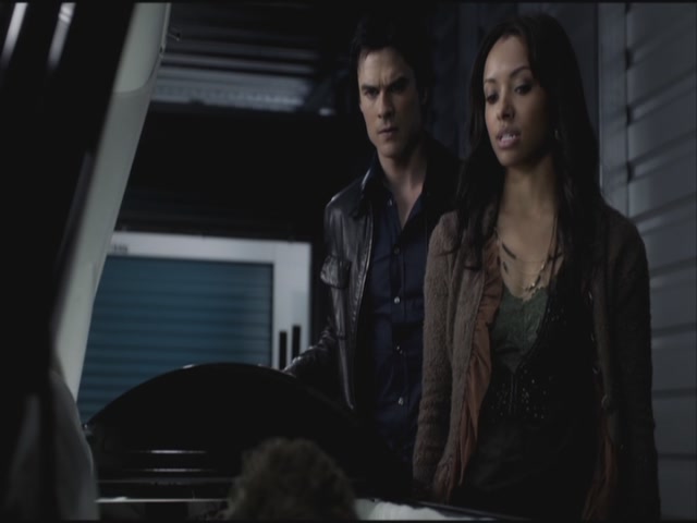VampireDiariesWorld-dot-org-S3TVD_3x22TheDeparted0830.jpg