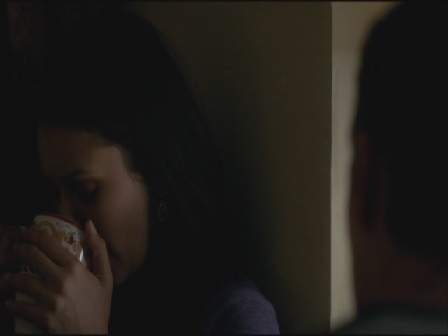 VampireDiariesWorld-dot-org-S3TVD_3x22TheDeparted1121.jpg