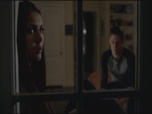 VampireDiariesWorld-dot-org-S3TVD_3x22TheDeparted1126.jpg