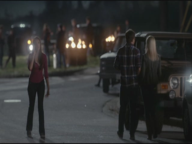 VampireDiariesWorld-dot-org-S3TVD_3x22TheDeparted1130.jpg