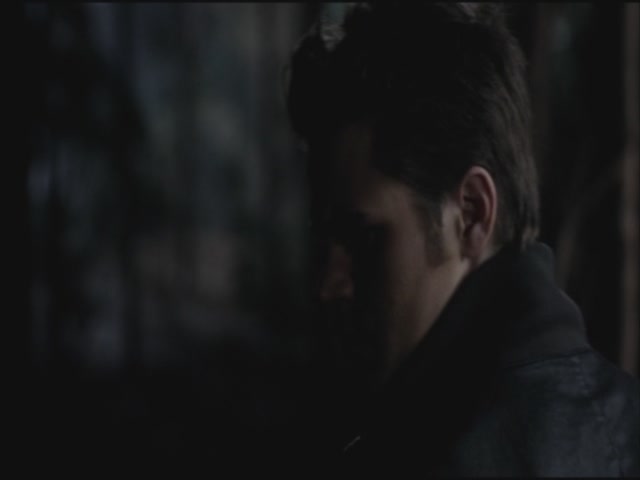 VampireDiariesWorld-dot-org-S3TVD_3x22TheDeparted1381.jpg