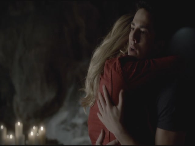 VampireDiariesWorld-dot-org-S3TVD_3x22TheDeparted1635.jpg VampireDiariesWorld-dot-org-S3TVD_3x22TheDeparted1635.jpg