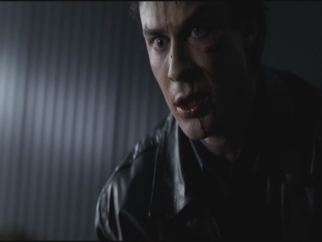 VampireDiariesWorld-dot-org-S3TVD_3x22TheDeparted2186.jpg VampireDiariesWorld-dot-org-S3TVD_3x22TheDeparted2186.jpg