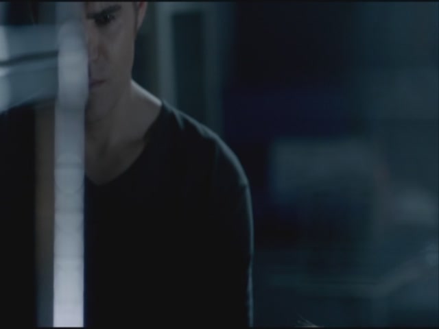 VampireDiariesWorld-dot-org-S3TVD_3x22TheDeparted2249.jpg VampireDiariesWorld-dot-org-S3TVD_3x22TheDeparted2249.jpg