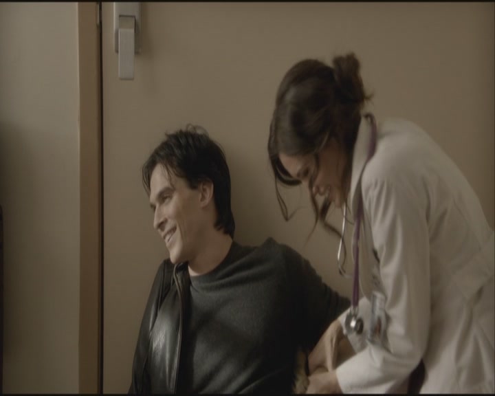 VampireDiariesWorld-dot-org-S3-SecondBite0010.jpg