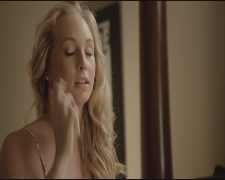 VampireDiariesWorld-dot-org-S3-SecondBite0076.jpg