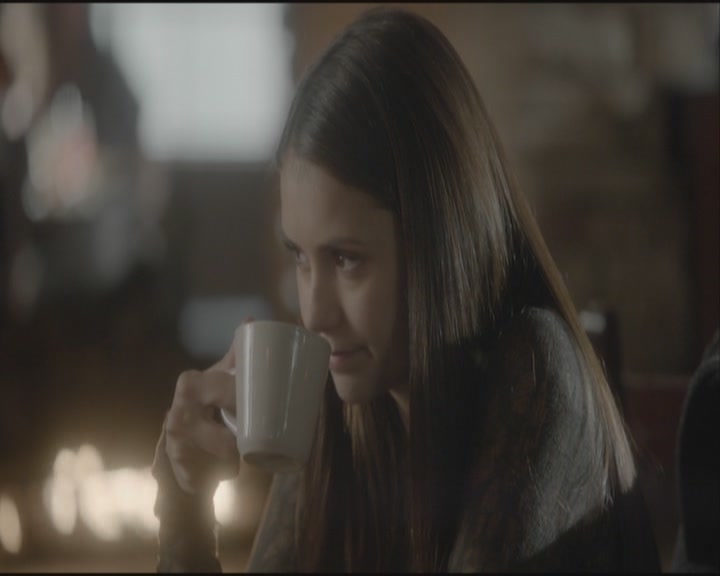 VampireDiariesWorld-dot-org-S3-SecondBite0099.jpg