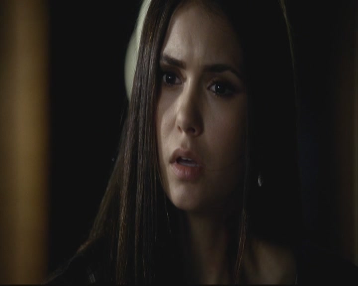 VampireDiariesWorld-dot-org-S3-StefansDescentIntoDarkness0377.jpg